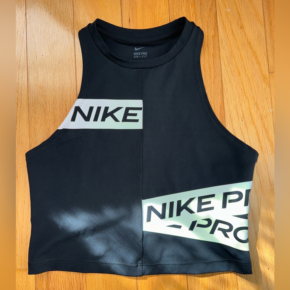 Women’s Nike Pro Dri-Fit Cropped Tank Top